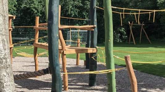 Spielplatzerneuerung Fluterschen